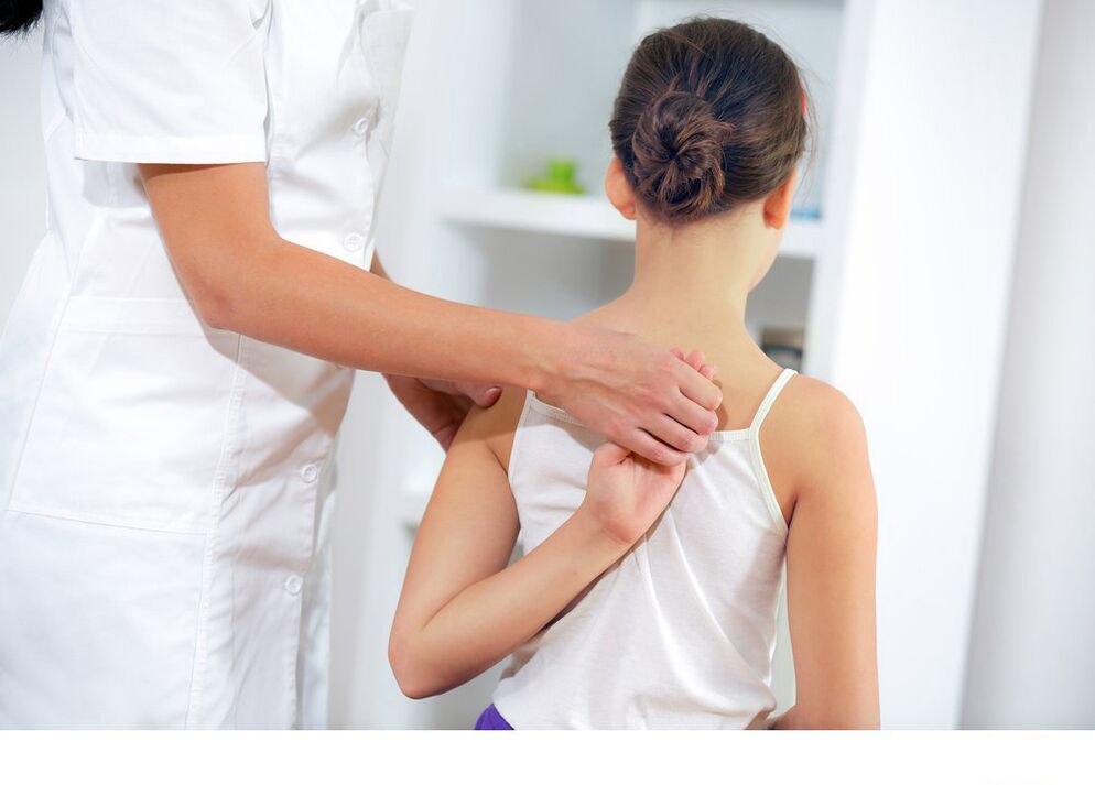 arthrosis of a young woman